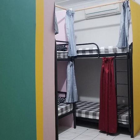 Coffeebunk Hostel Tangerang Pokój zdjęcie