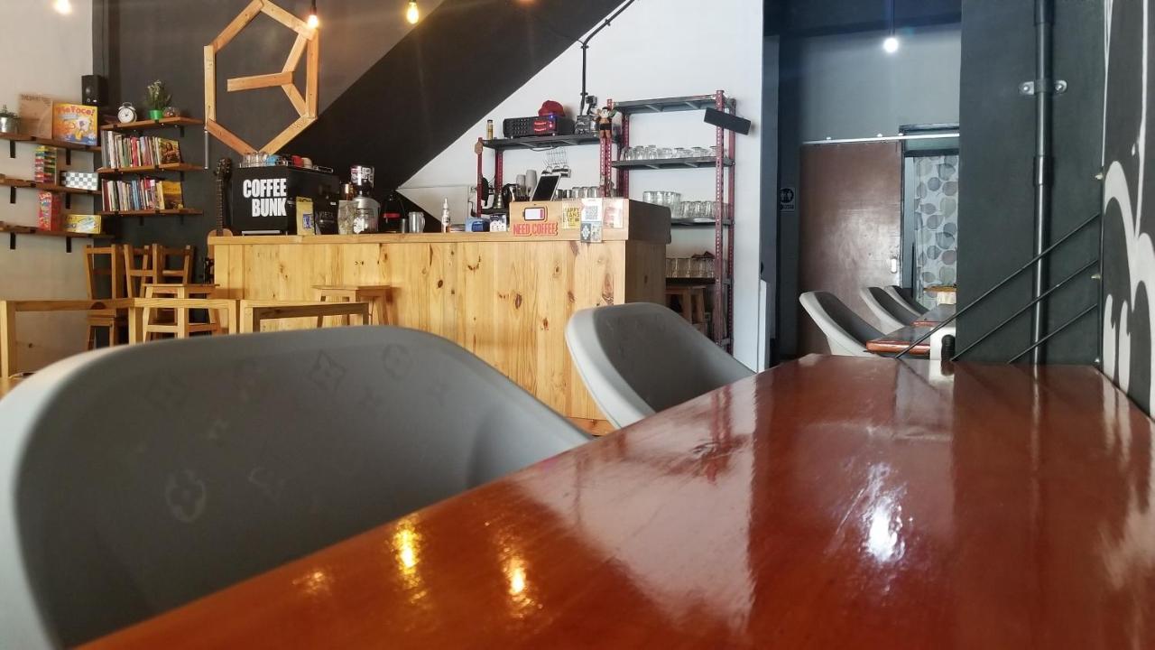 Coffeebunk Hostel Tangerang Zewnętrze zdjęcie